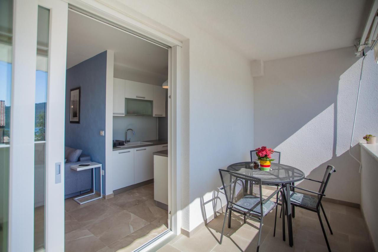 Apartman Pinja Apartment Cres Exterior photo