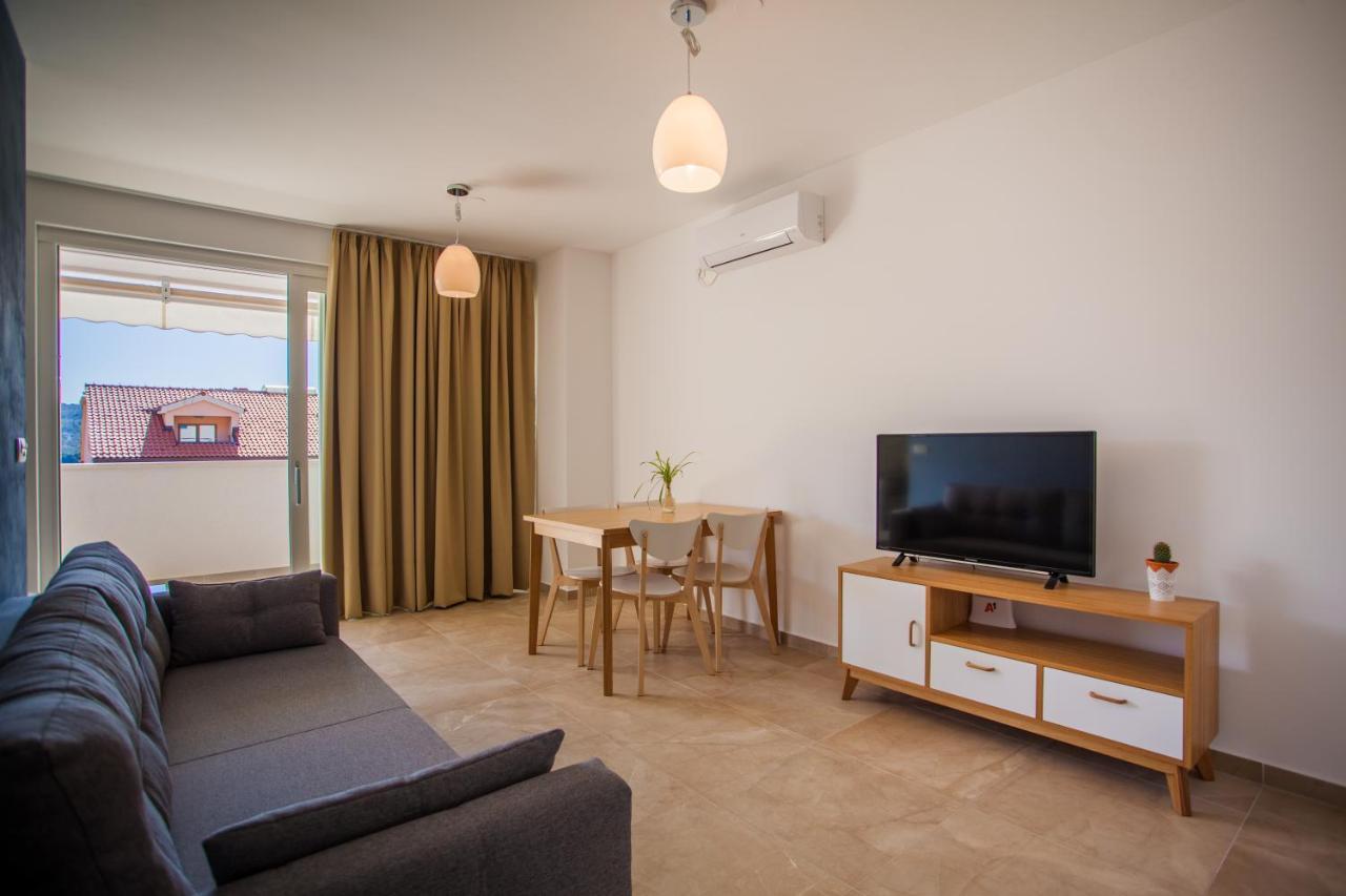 Apartman Pinja Apartment Cres Exterior photo